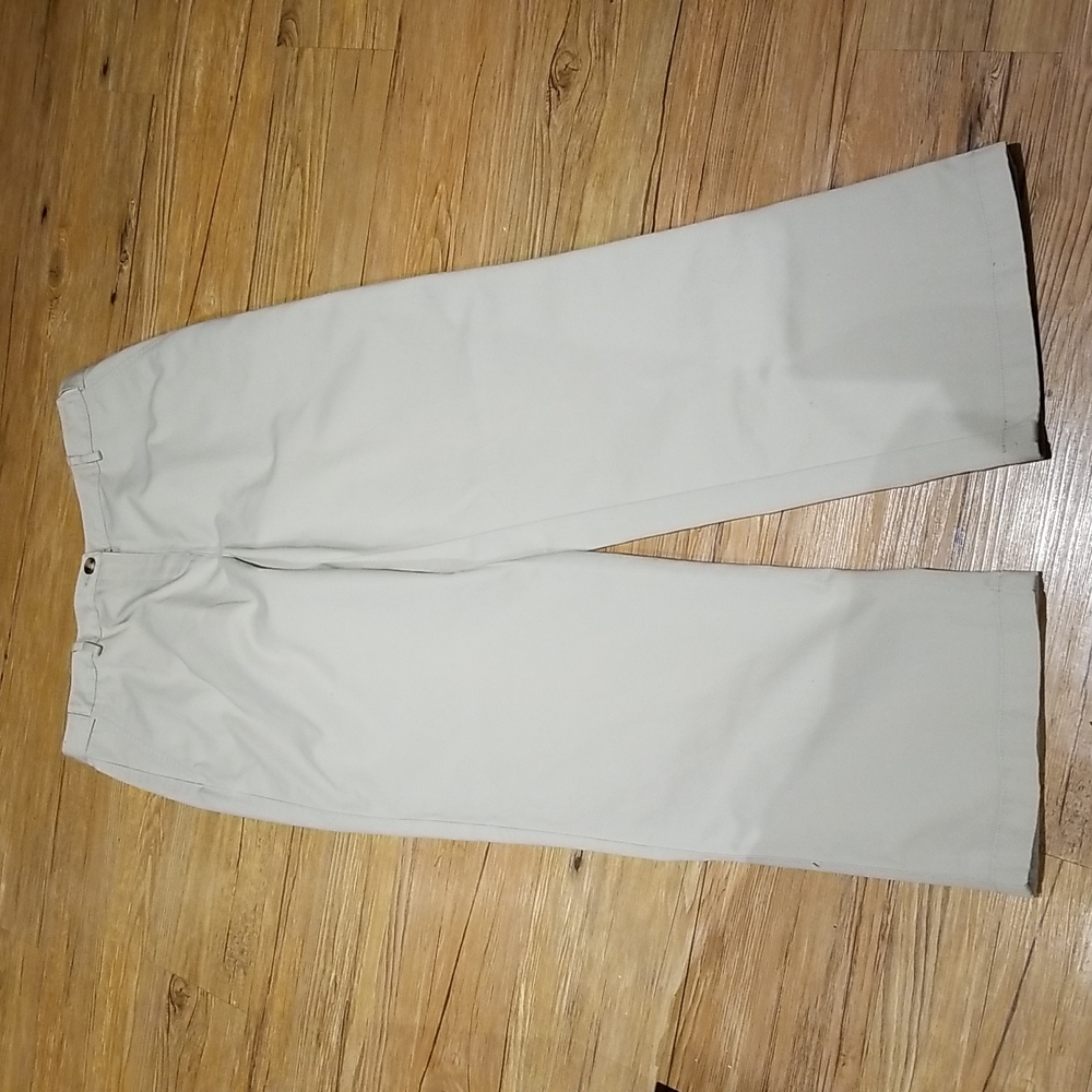 L. L. Bean Khakis like new condition sz 12 classic fit